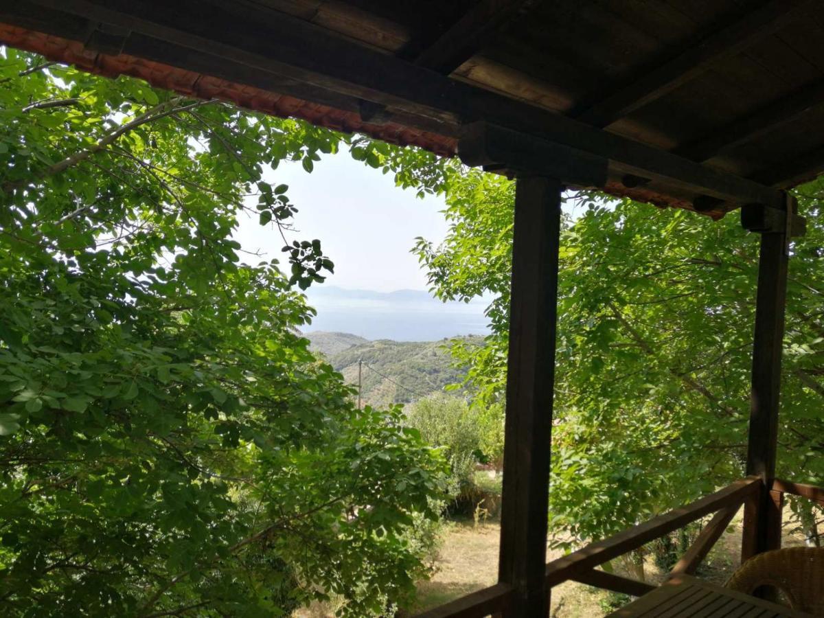 Вилла Mountain And Sea View Милея Экстерьер фото