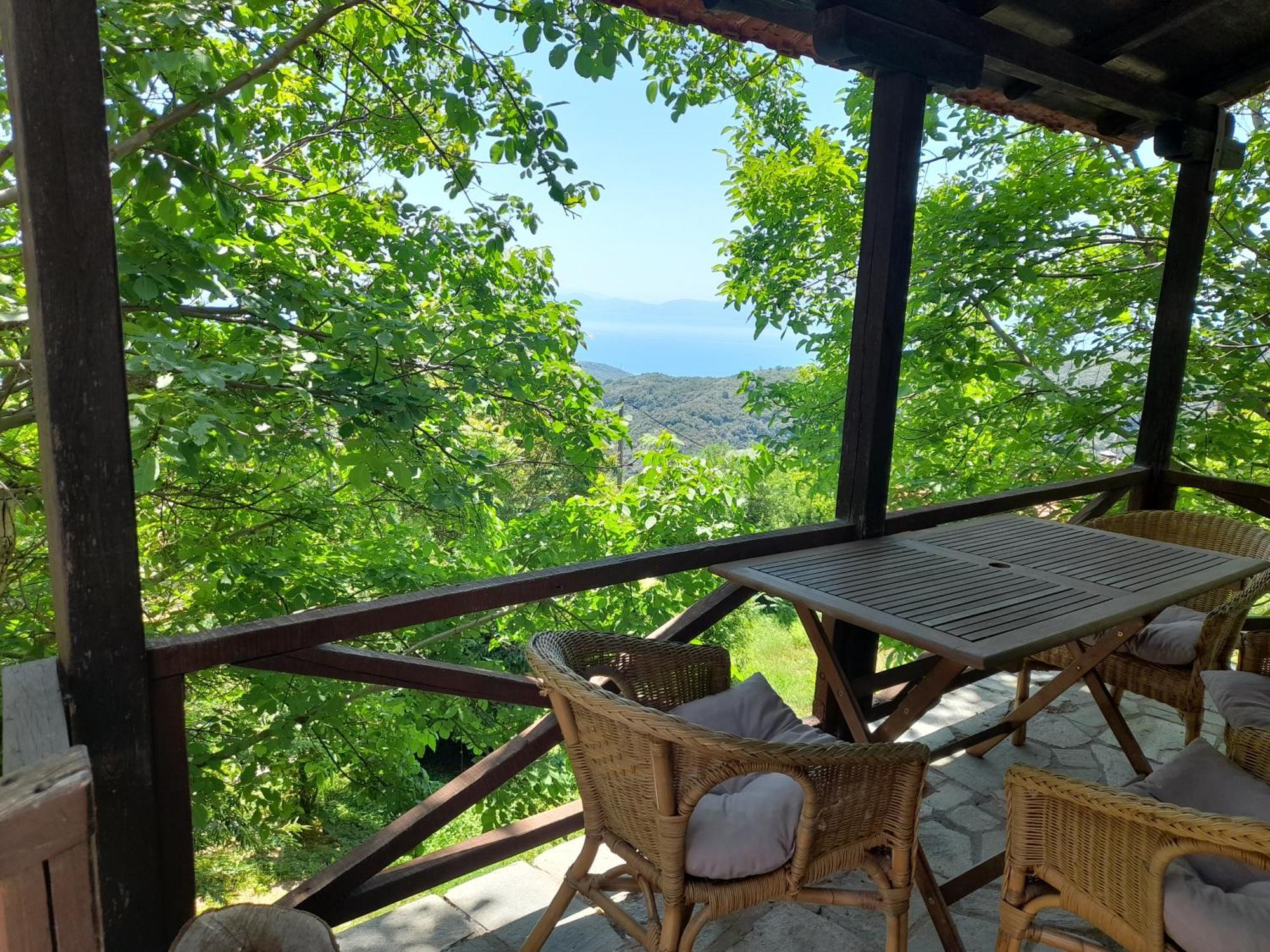 Вилла Mountain And Sea View Милея Экстерьер фото