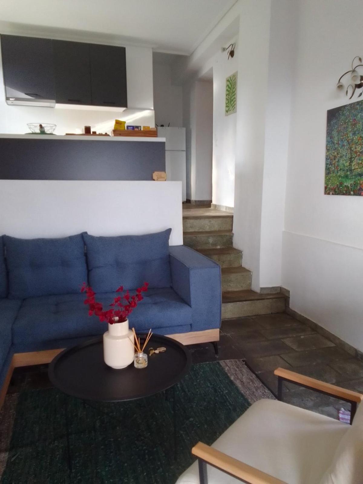 Вилла Mountain And Sea View Милея Экстерьер фото